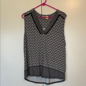 Daniel rainn black and cream Patterned Women's Top size large